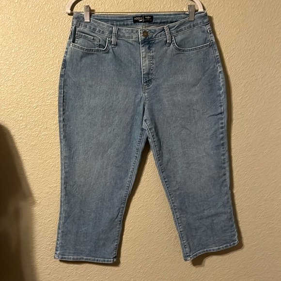 Riders by Lee Pants - Riders by Lee mid Rise Capris